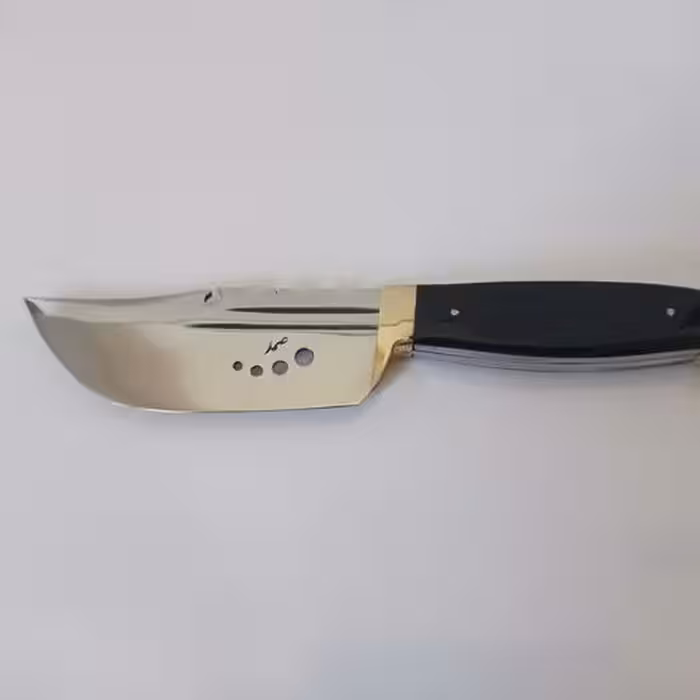 چاقو فولادی زنجان استاد صمد دسته فیبر با کیفیت بسیار عالی و بسیار تیز




