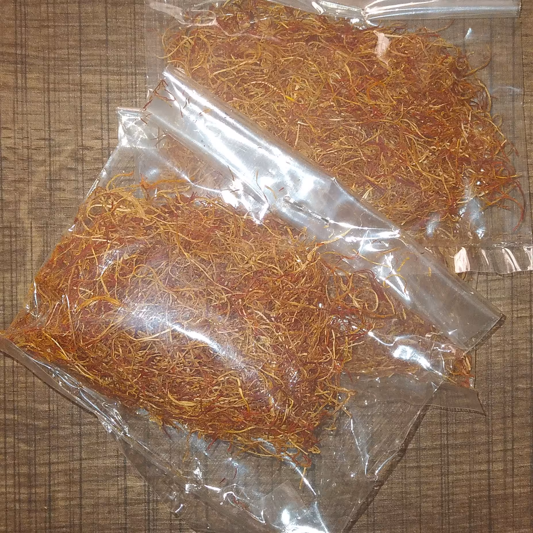 ریشه زعفران  یک مثقالی