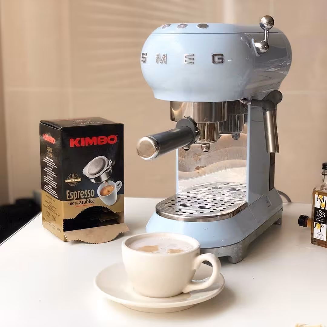 اسپرسوساز اسمگ smeg مدل ECF01