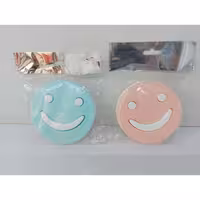 زیرلیوانی پلاستیکی مدل لبخند 