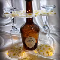 مجموعه سه عددی هولدر بطری و زیر لیوانی تمام رزین طرح گل