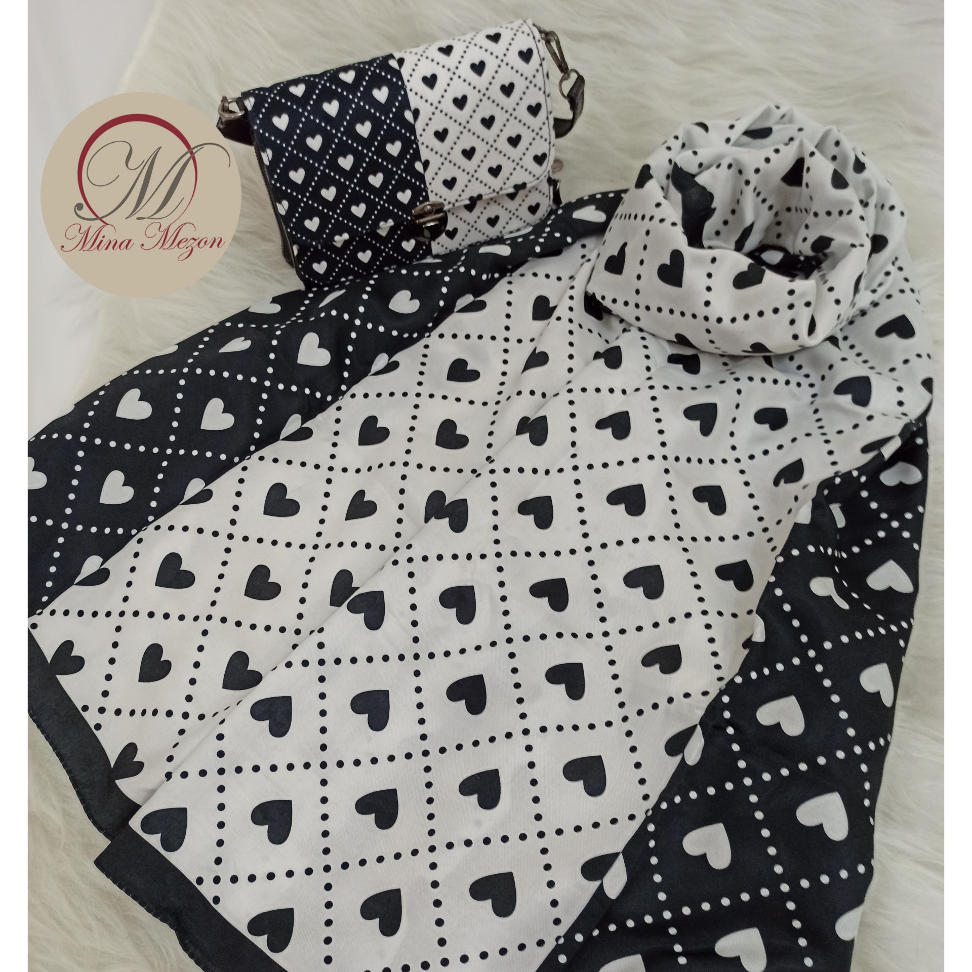 ست شال و کیف پاسپورتی قلبی کد 2004