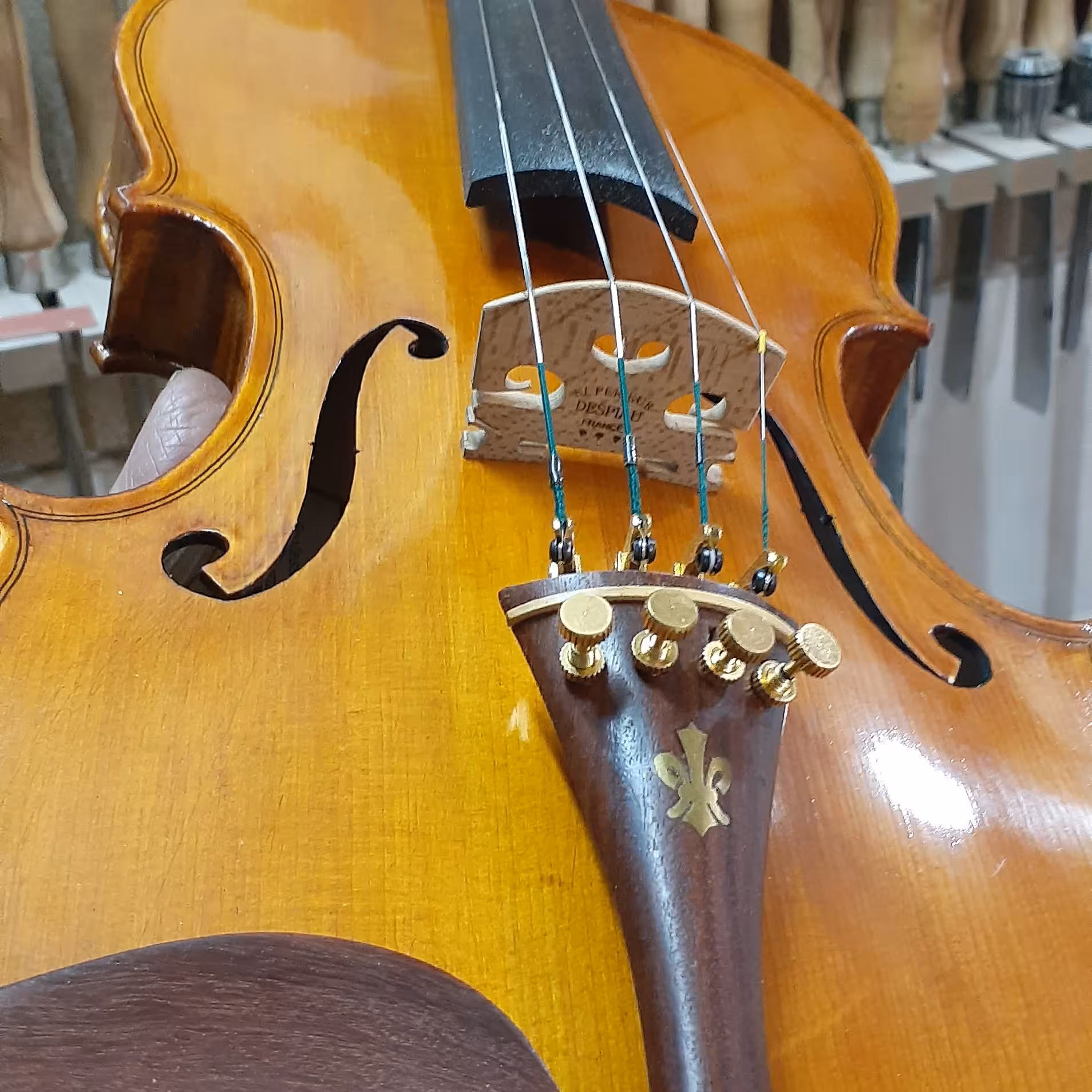 ویولن دست ساز