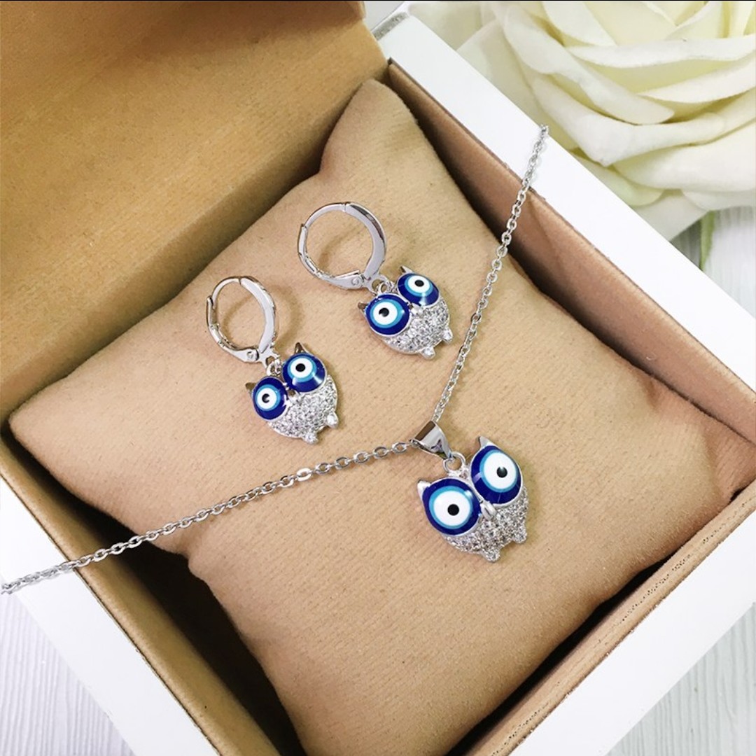 نیم ست استیل ZJ
طرح جغد نقره ای کیفیت عالی (قبل سفارش حتما موجودی گرفته شود) 