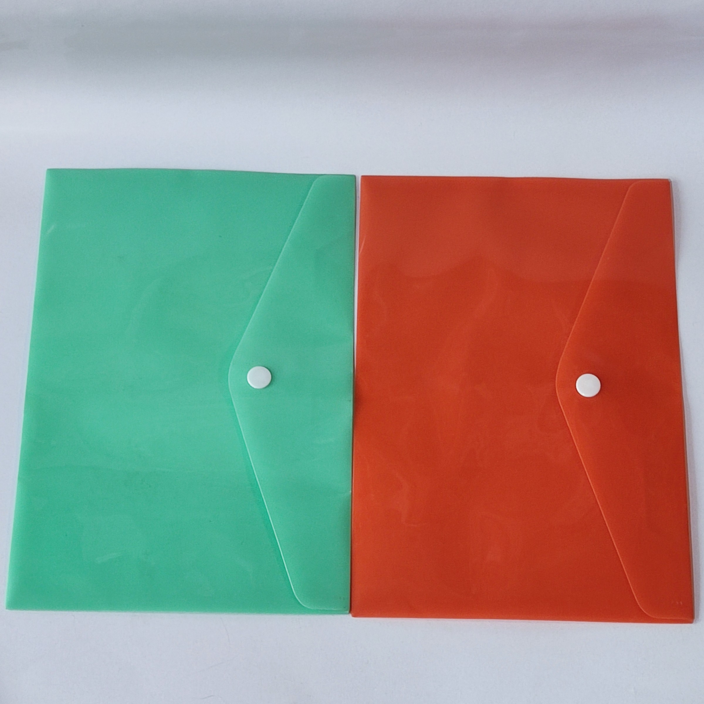 پوشه دکمه دار  سایز آ5 درجه یک