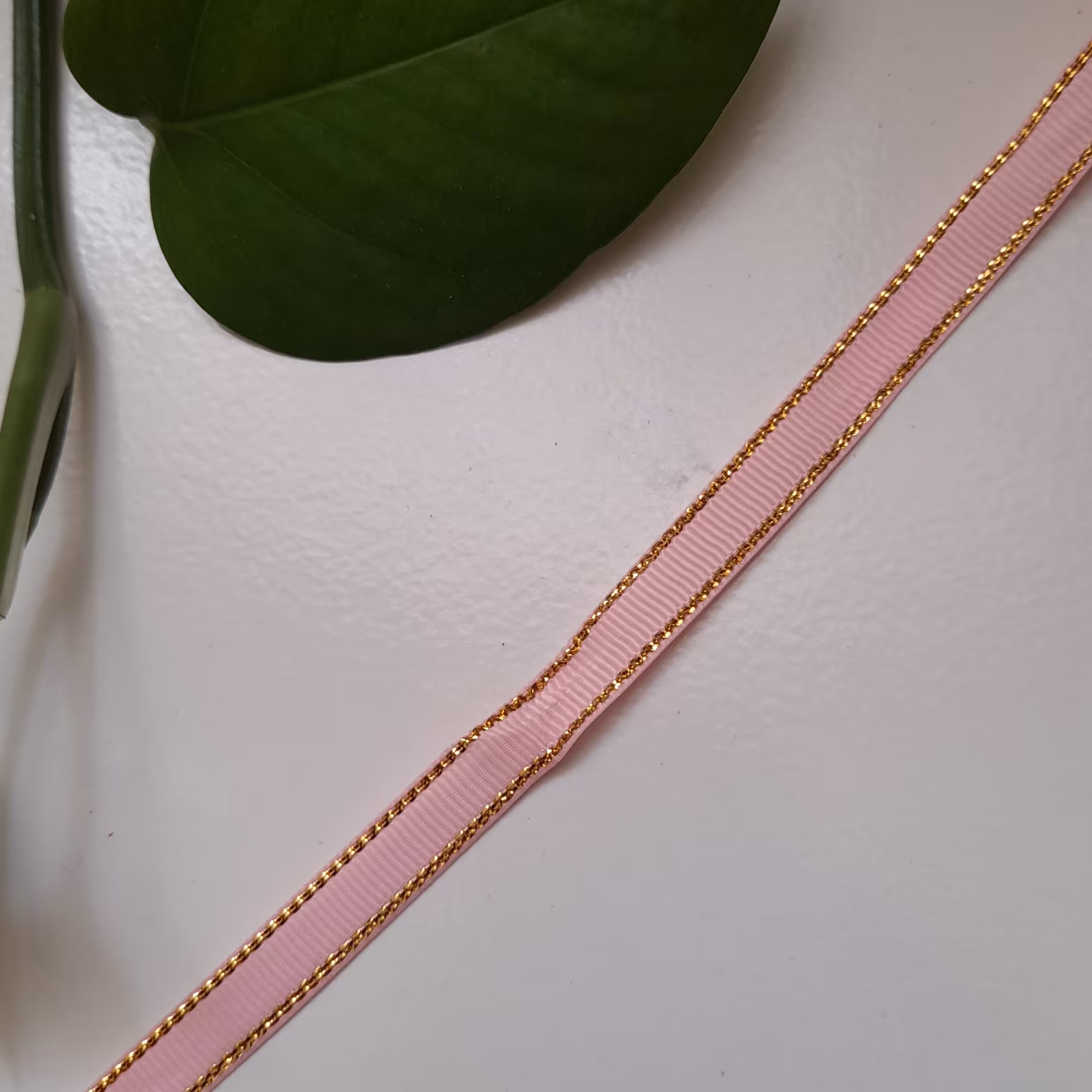 روبان گروگرن لب زری  یک سانتی صورتی کم رنگ 