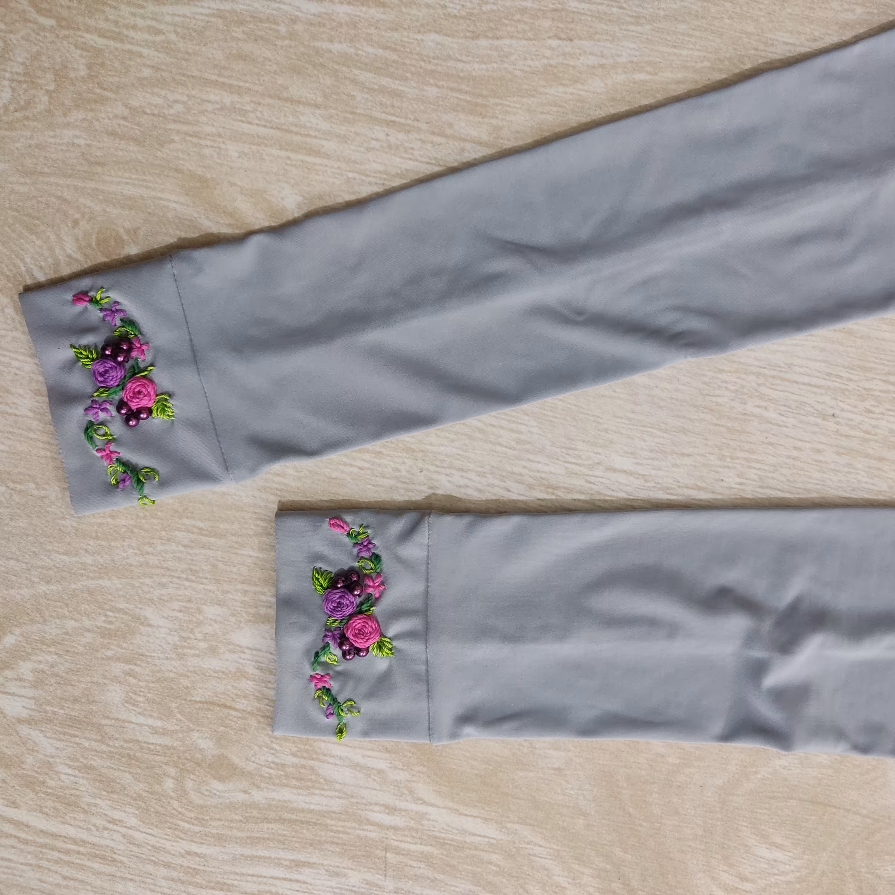 ساق دست طوسی گلدوزی  طرح170