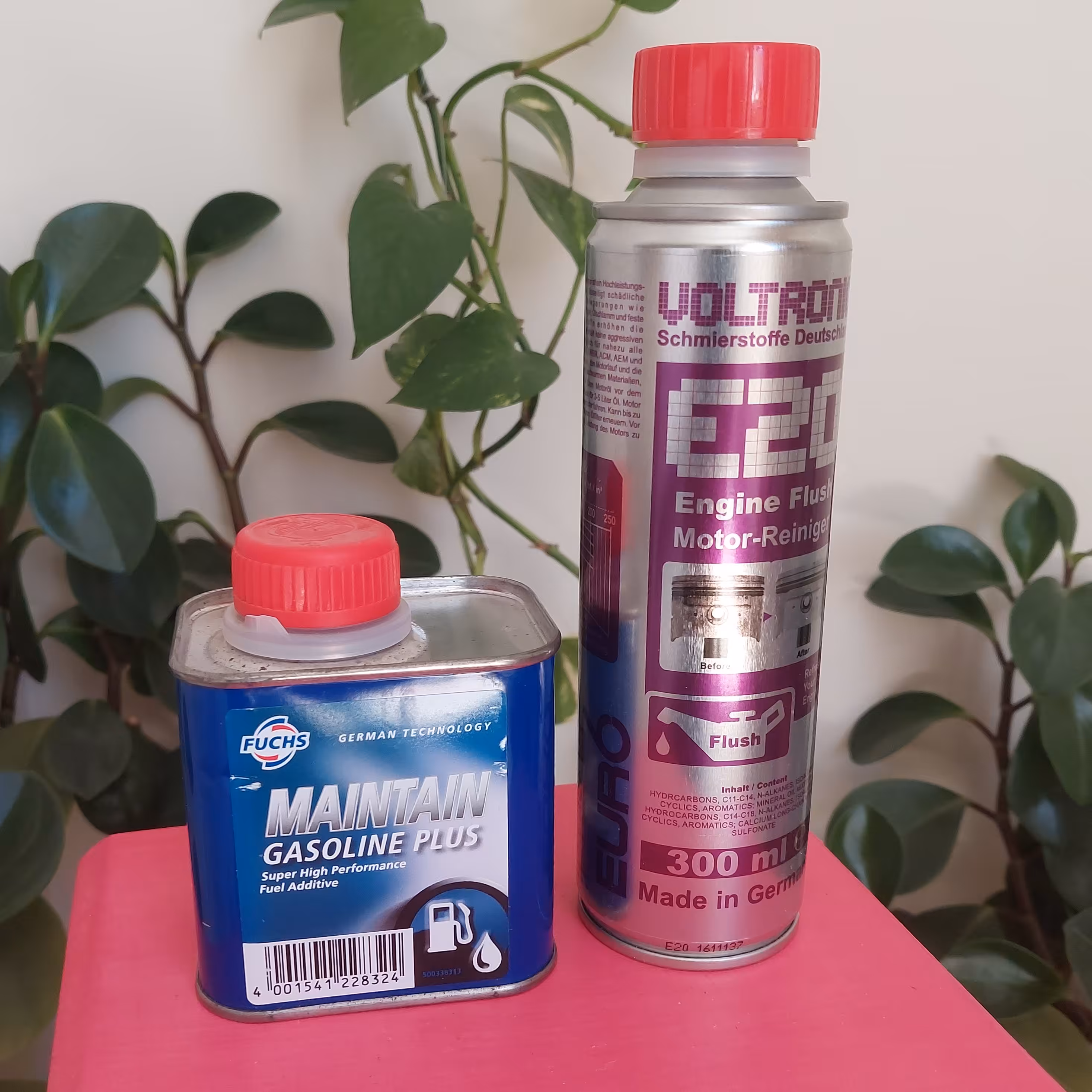 بسته دوعددی ویژه مکمل شستشوی کامل سیستم های سوخت و  روغن موتور خودرو ساخت آلمان