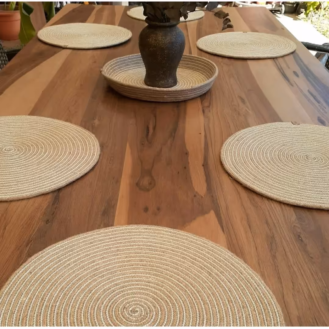 زیر بشقابی زر دوز