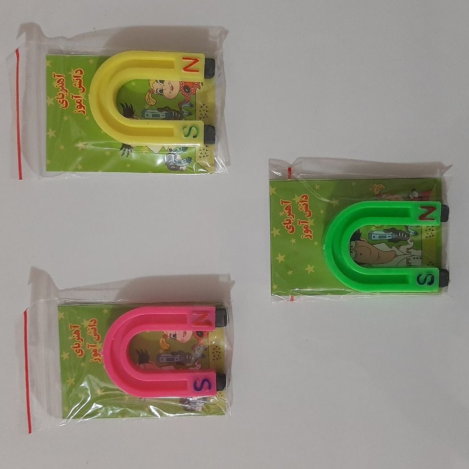 آهنربای دانش آموزی نعلی شکل  در 3 رنگ