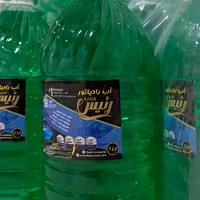 آب رادیاتور  باکیفیت محافظ رادیات و سیلندر  خودرو ضد زنگ  و ضد رسوب برند رئیس