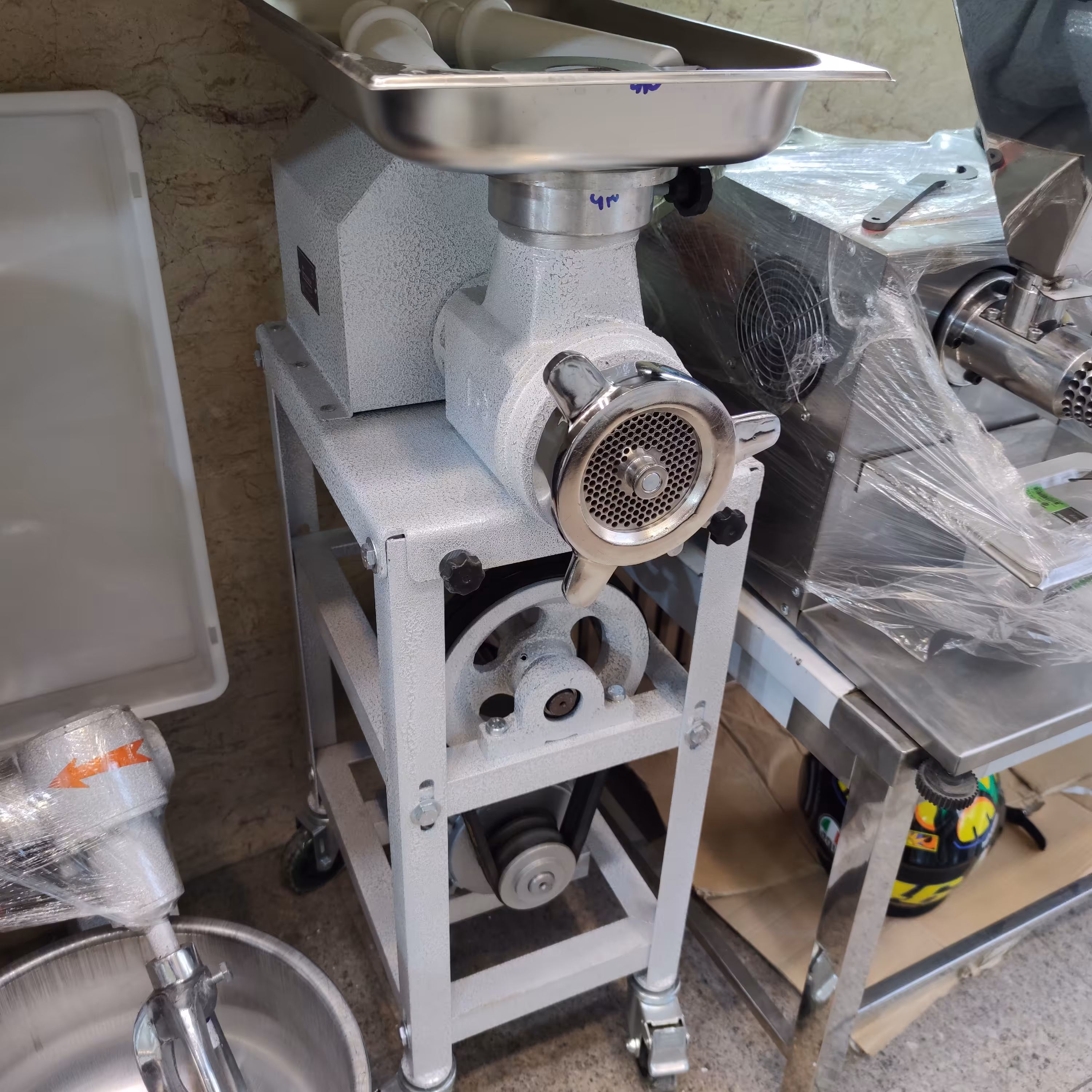 چرخ گوشت 32 تسمه ای الکتروکار