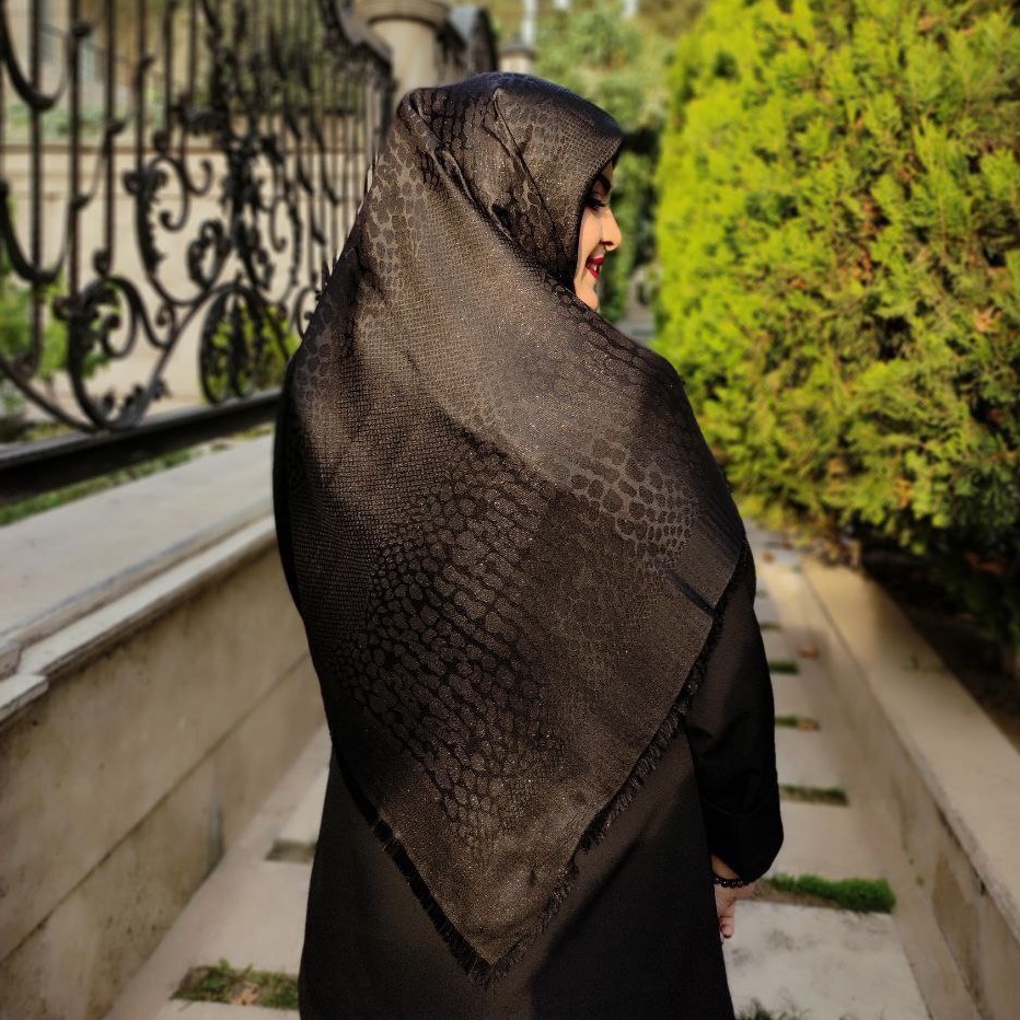 روسری نخ سوپر ابریشم ژاکارد دو رو لمه دار ارسال رایگان