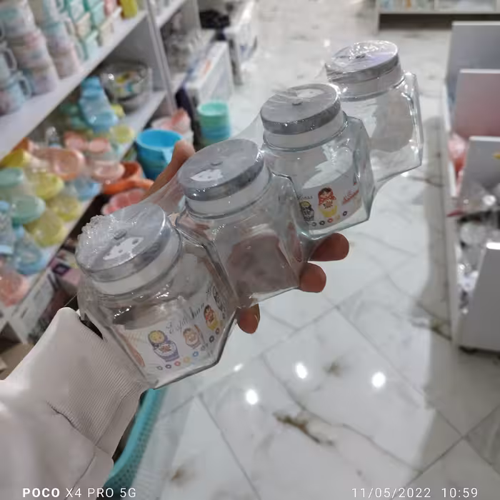 ادویه پاش پنج ضلعی ،بصورت چهار عددی،جنس بلور،درب استیل