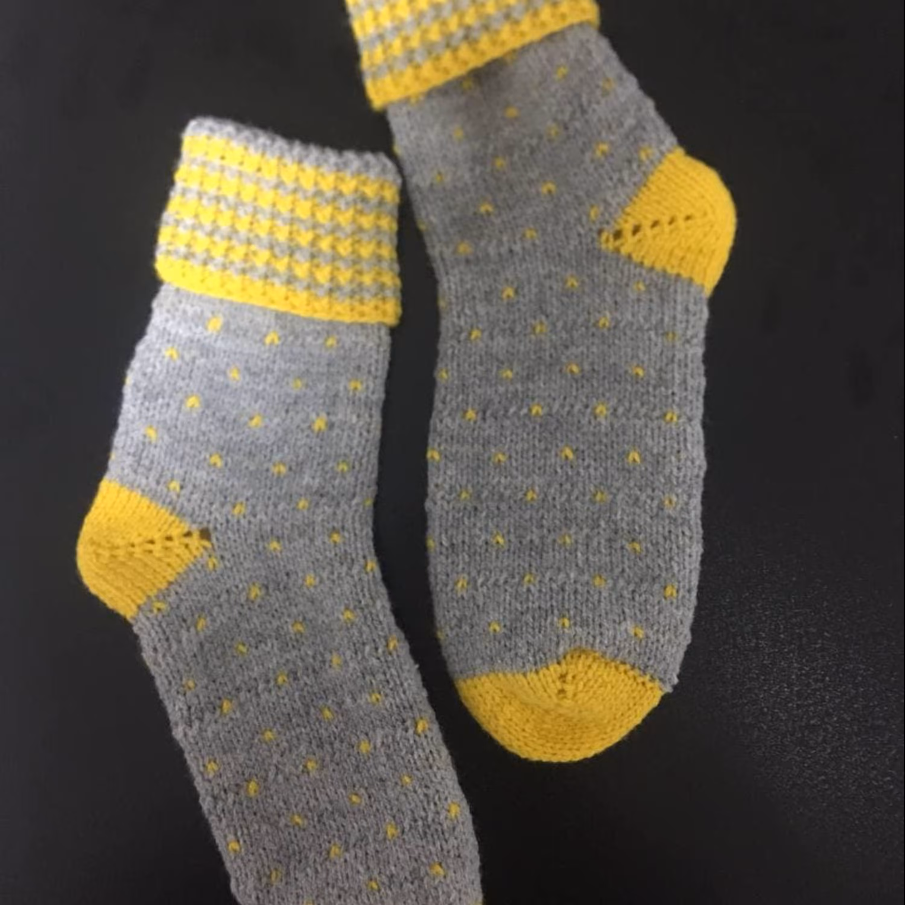 ست جوراب و دستکش