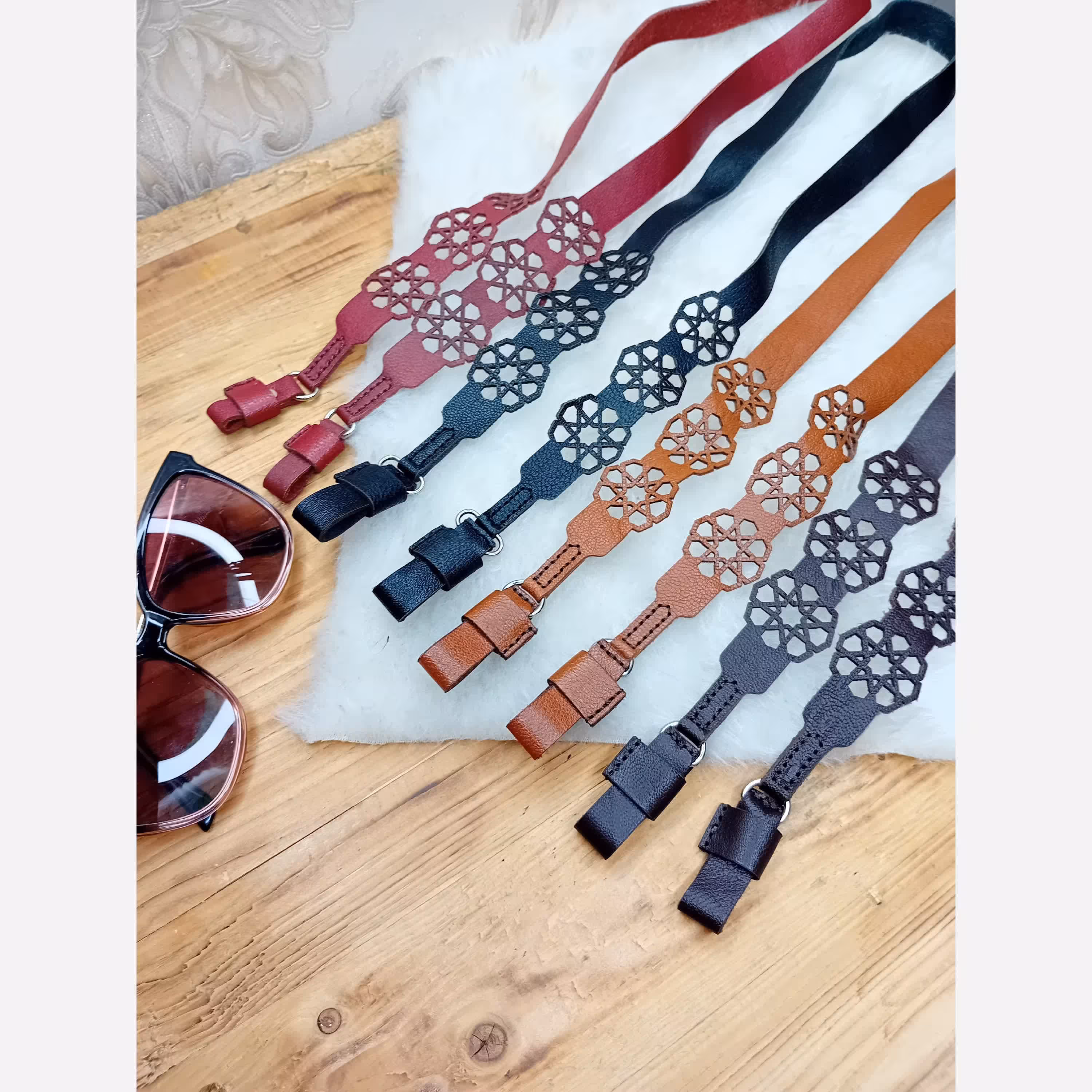 بندعینک چرم طبیعی اسپرت