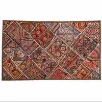 رومیزی مستطیل سوزن دوزی گلابتون کد ZARIMOS6 نفیس آستردار همچنین مناسب برای قاب