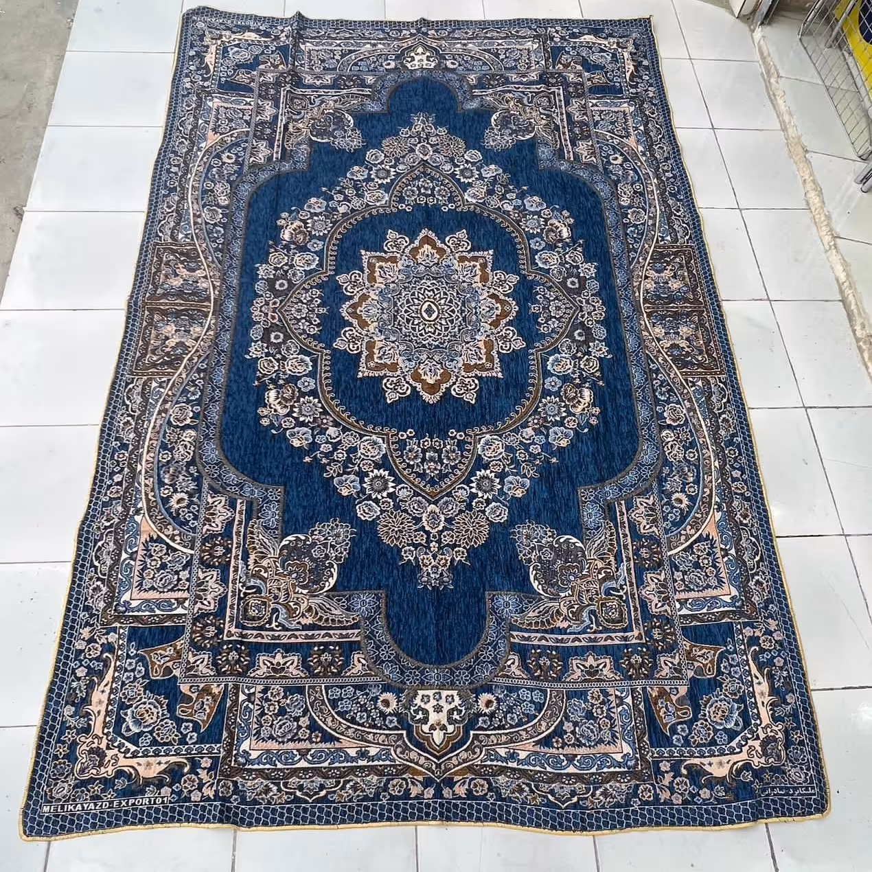 روفرشی مخمل 9 یاردی