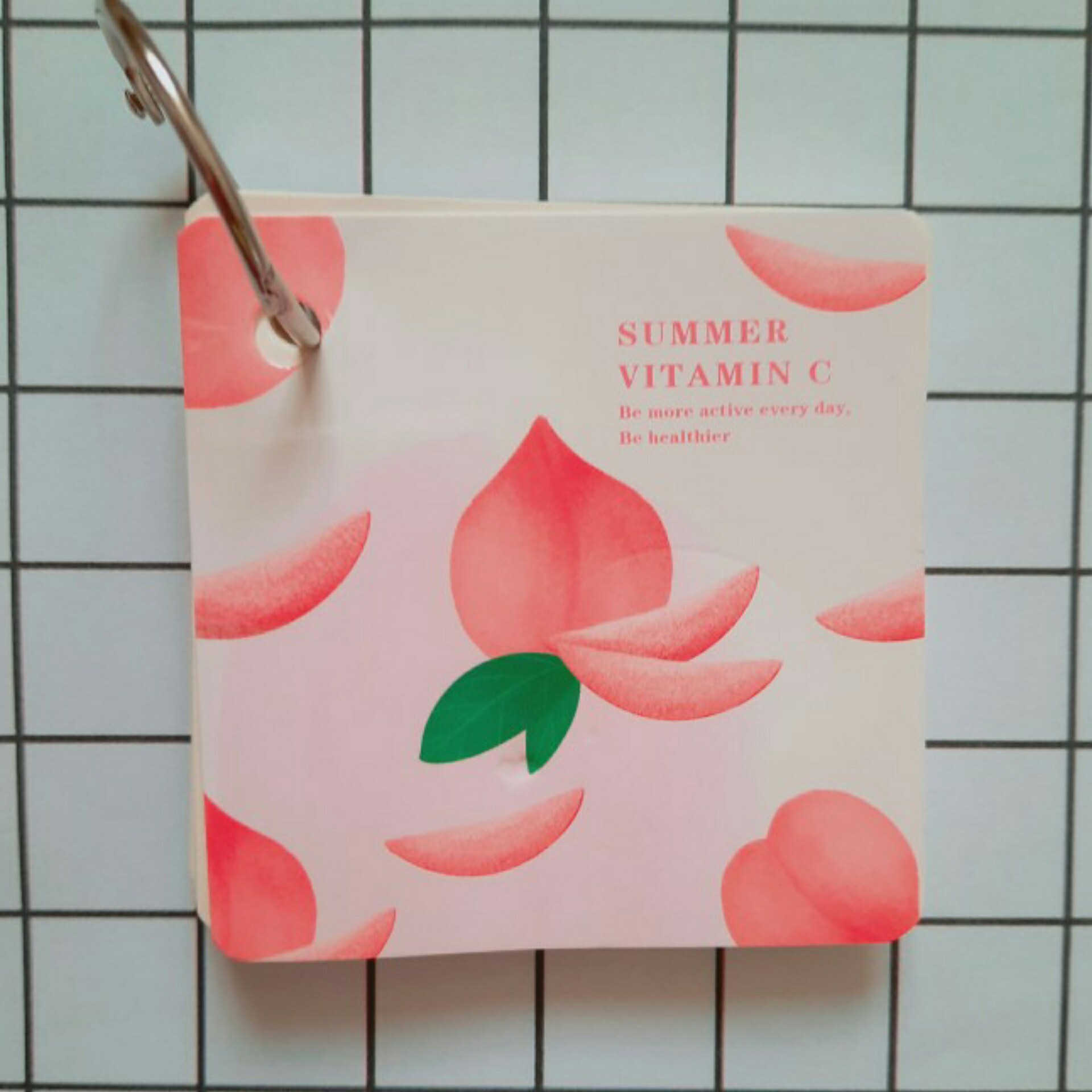 دفترچه حلقه ای کیوت طرح هلو 60 برگ