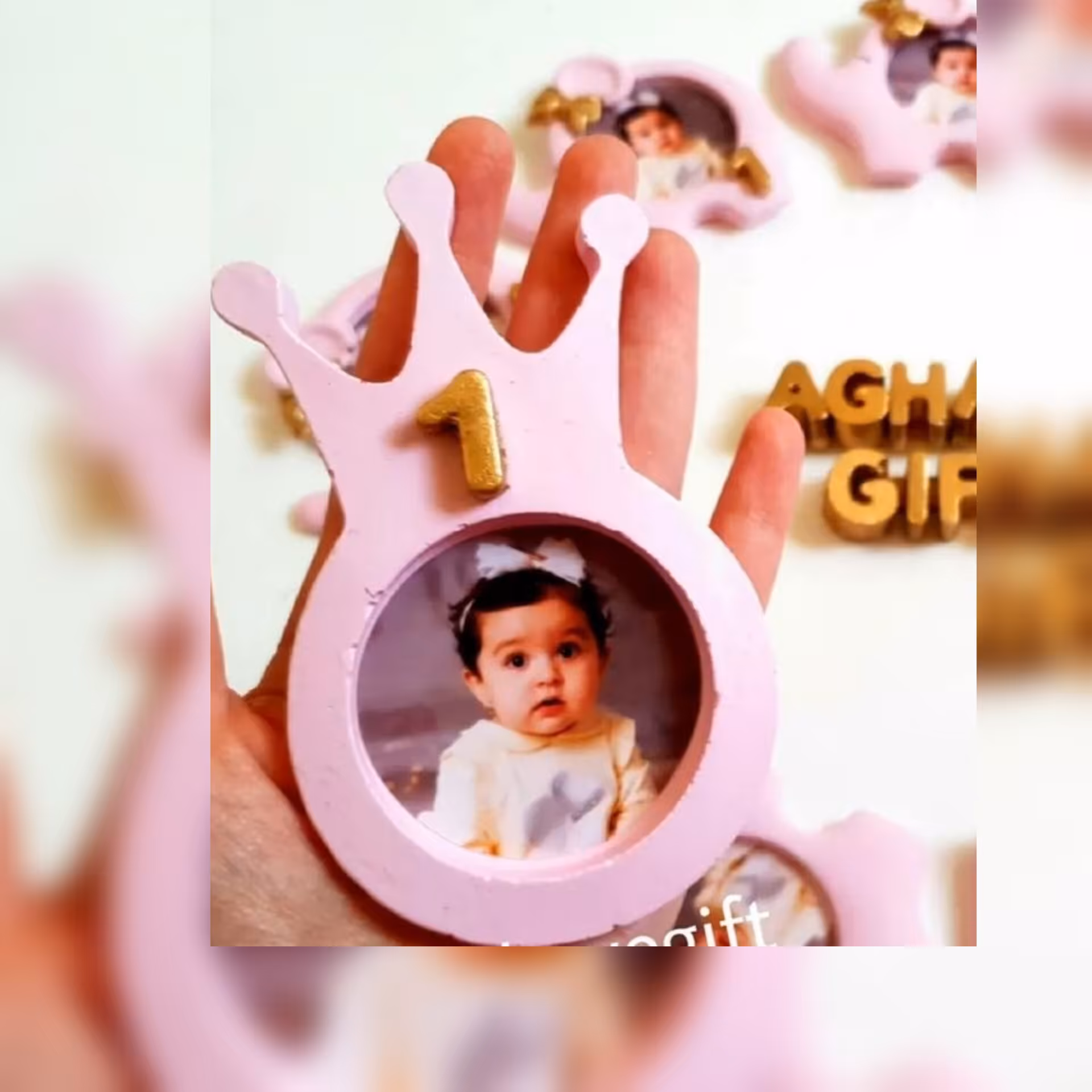 گیفت تاج دار