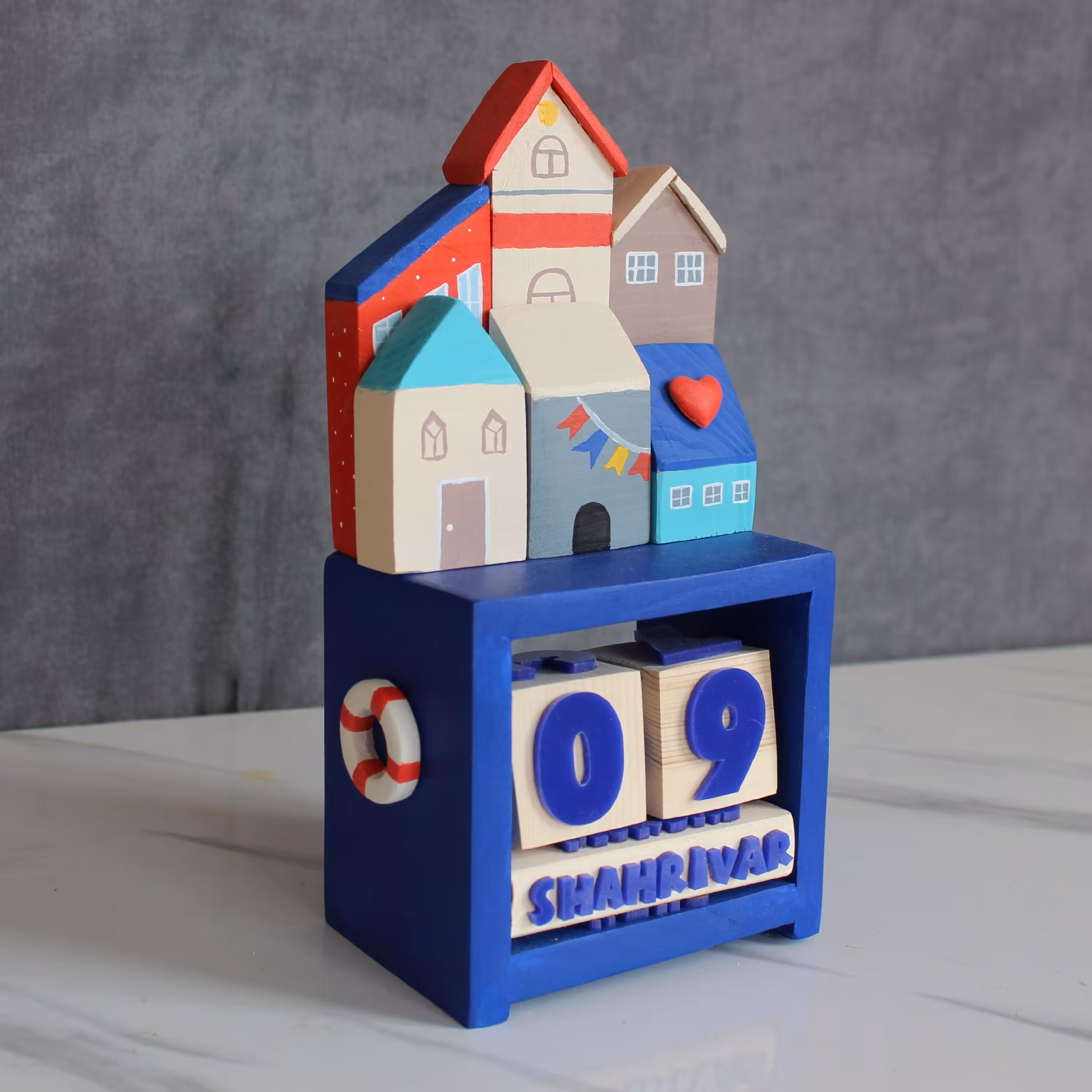 تقویم باکس دار چوبی طرح خانه