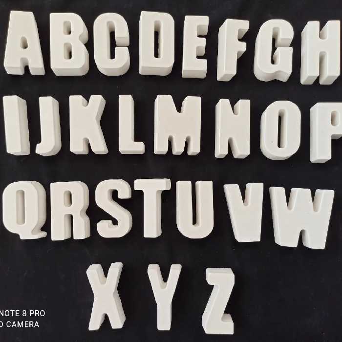 بیس خام پک کامل تمام حروف ساده انگلیسی ، اندازه 5 سانتی متری ، جنس بتنی سنگی ، ضخامت 2 سانتی متر