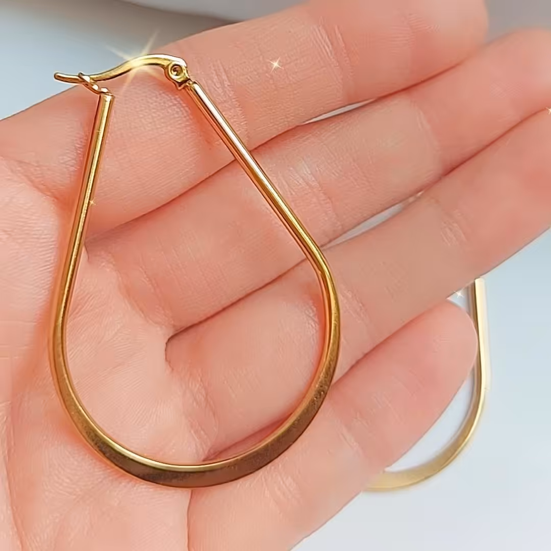 گوشواره ضد حساسسیت طرح طلا  طرح جدید 001 با  رنگ ثابت 