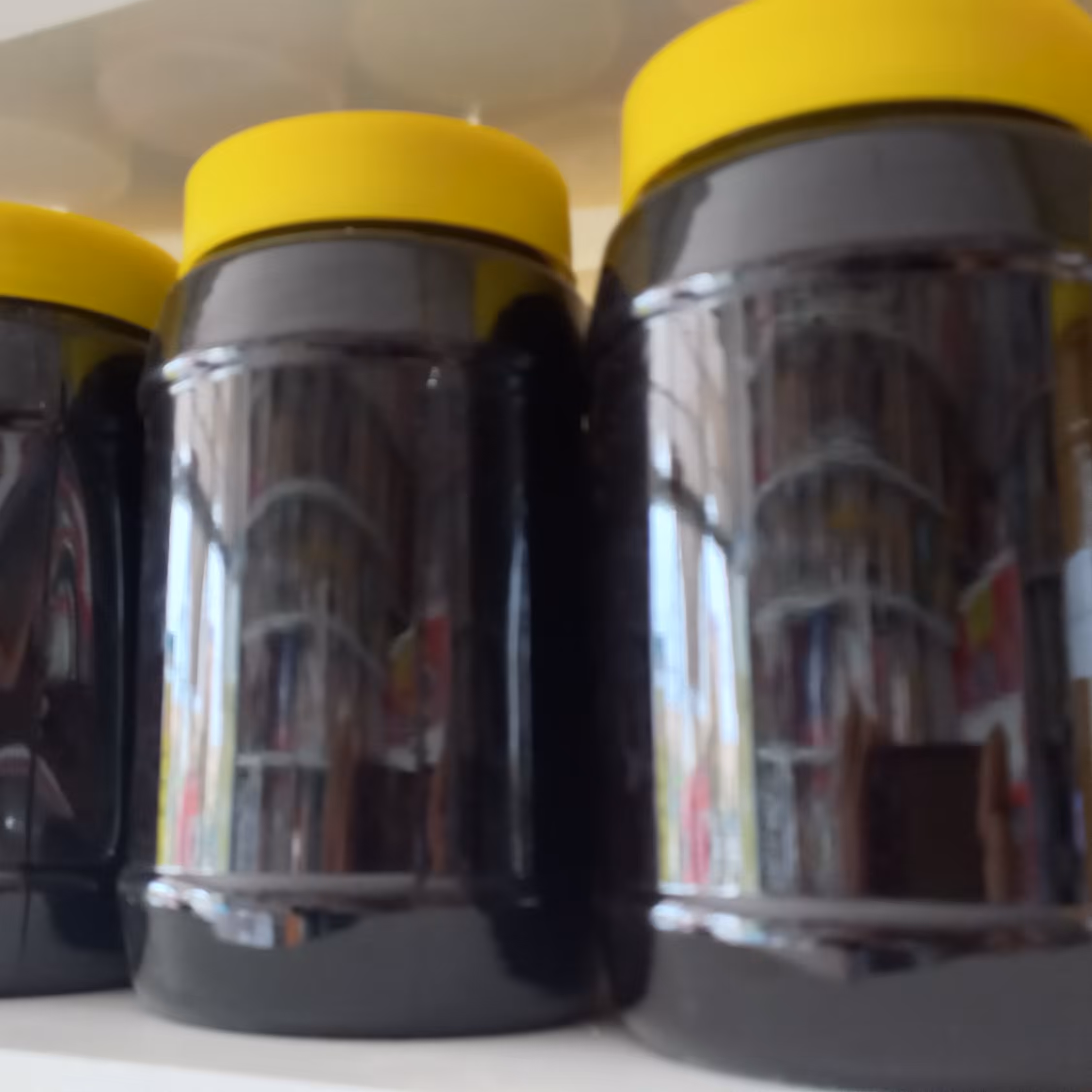 رب انار  ترش و ملس ساوه درجه یک                    