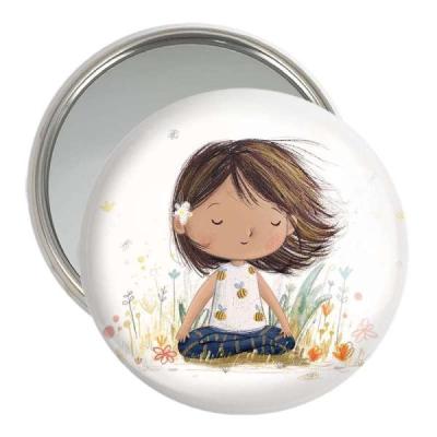 آینه جیبی خندالو مدل دخترونه کد 6038