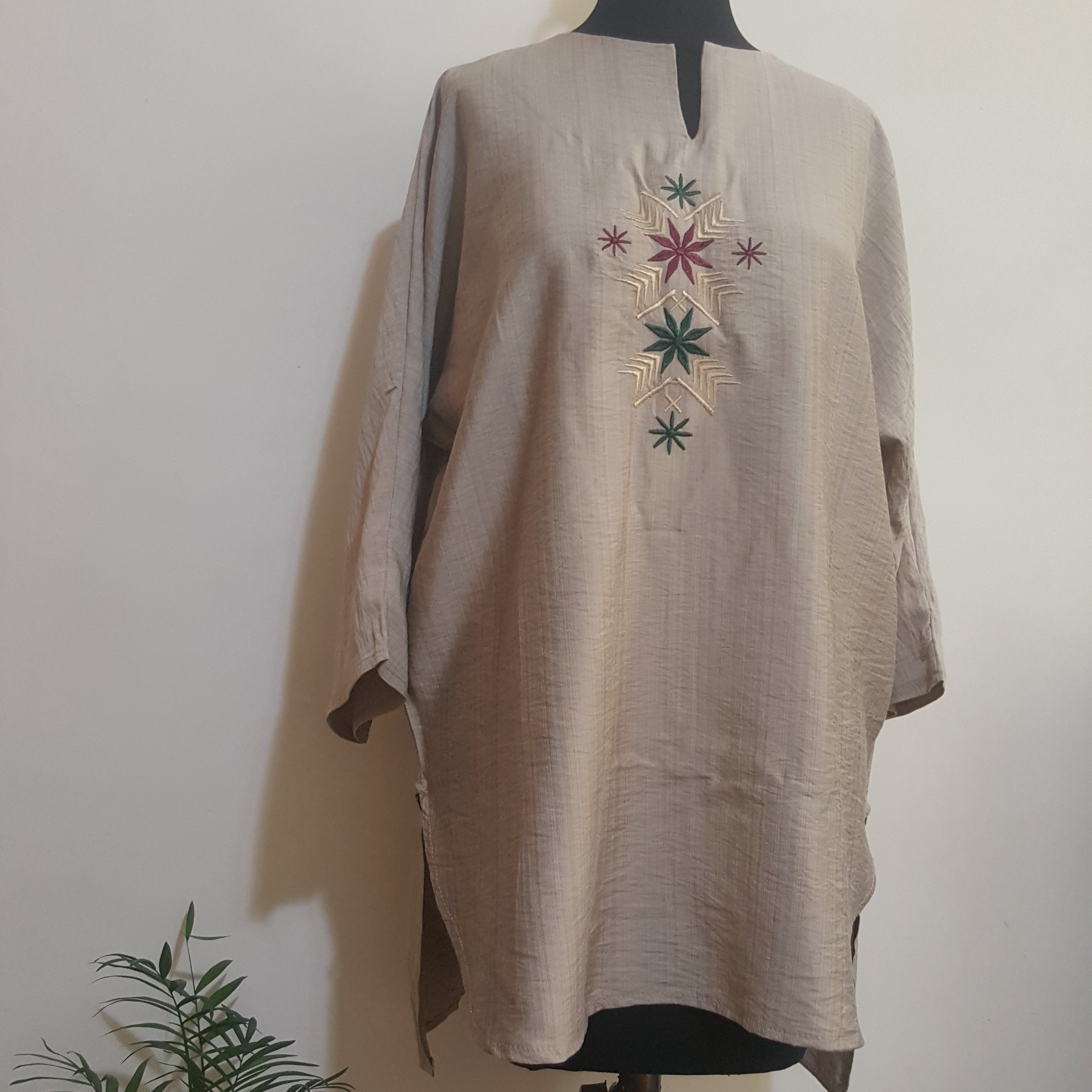 تونیک گلدوزی 