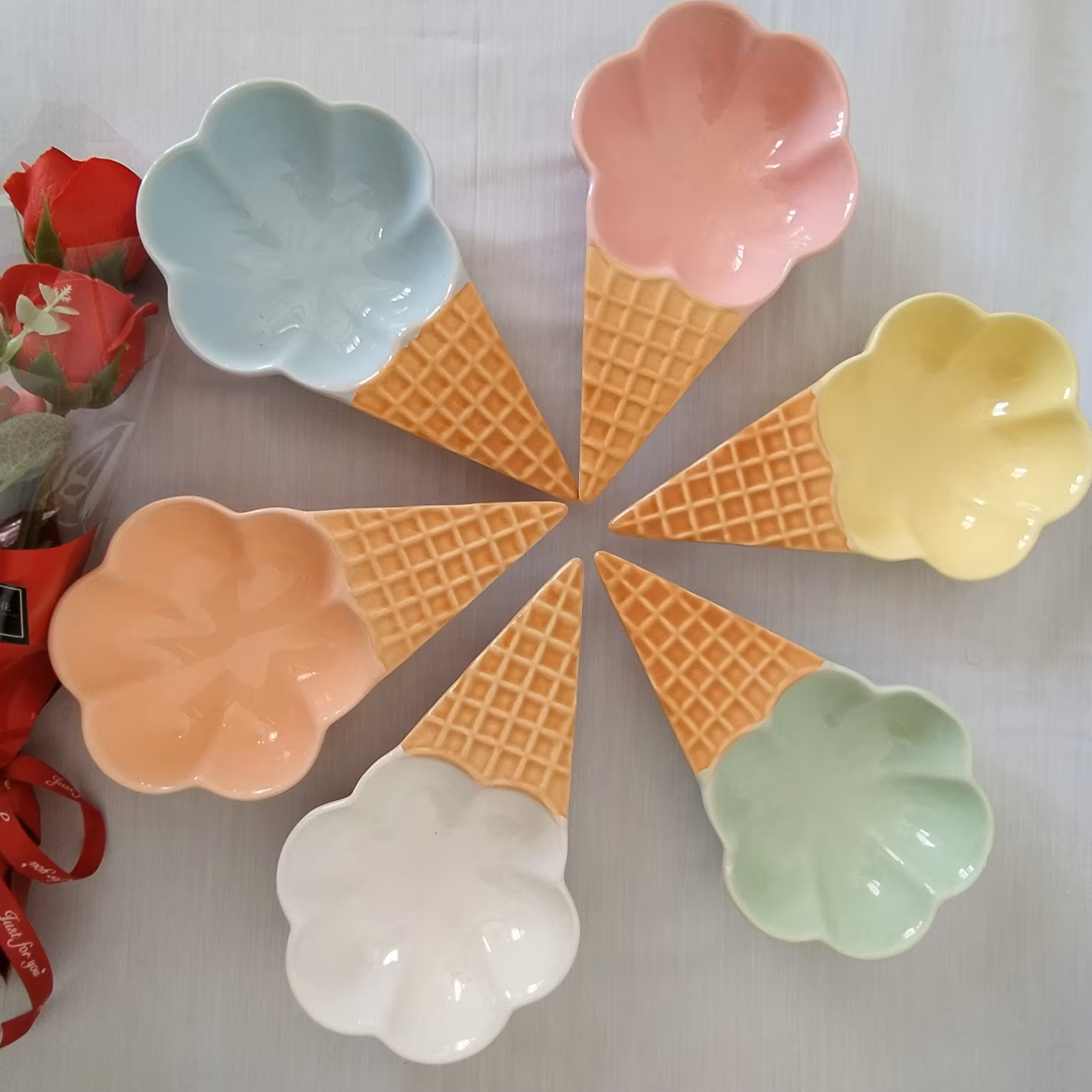 بستنی خوری سرامیکی طرح بستنی قیفی در 6 رنگ بسیار زیبا