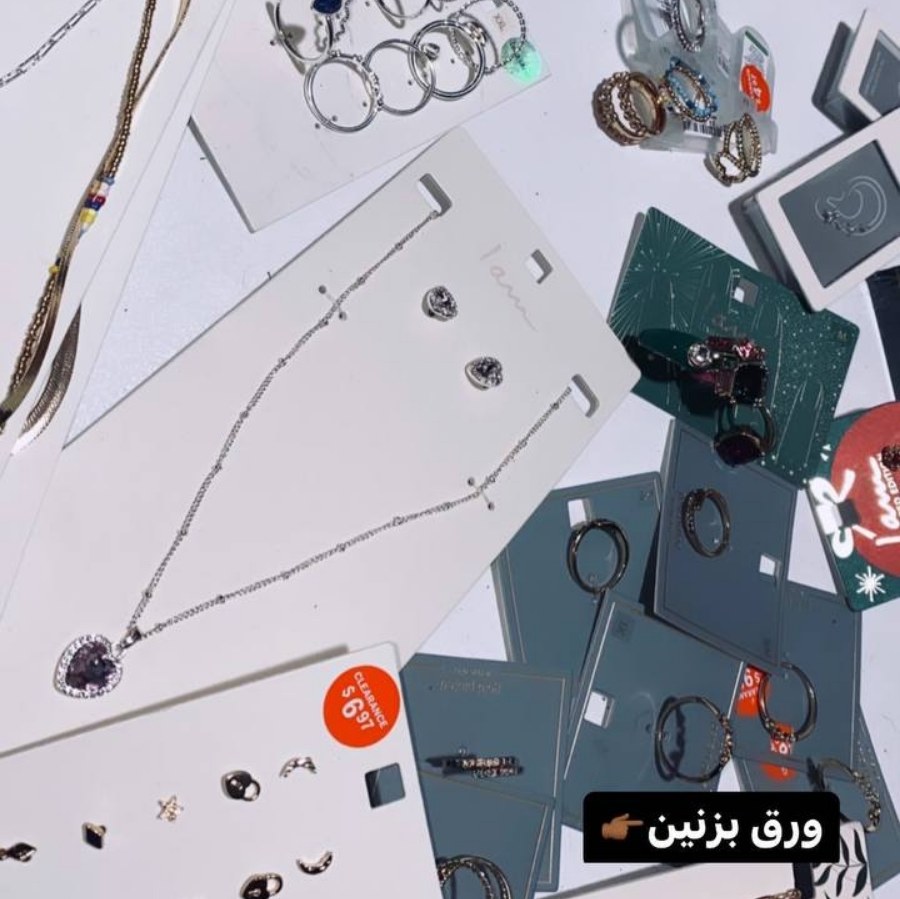  بدلیجات عمده آمریکایی   پگ 200 عددی مخلوط( عددی  35 ت)بدون پرتی،اکسسوری نقره  و روکش طلا  بدون خرابیه  بدلیجات کیلویی
