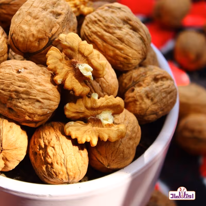 گردو پوست کاغذی 250گرمی اعتماد روشن وپرمغز