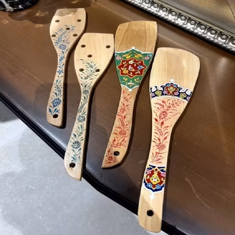 کفگیر چوبی تذهیبکاری عرض 7 سانت