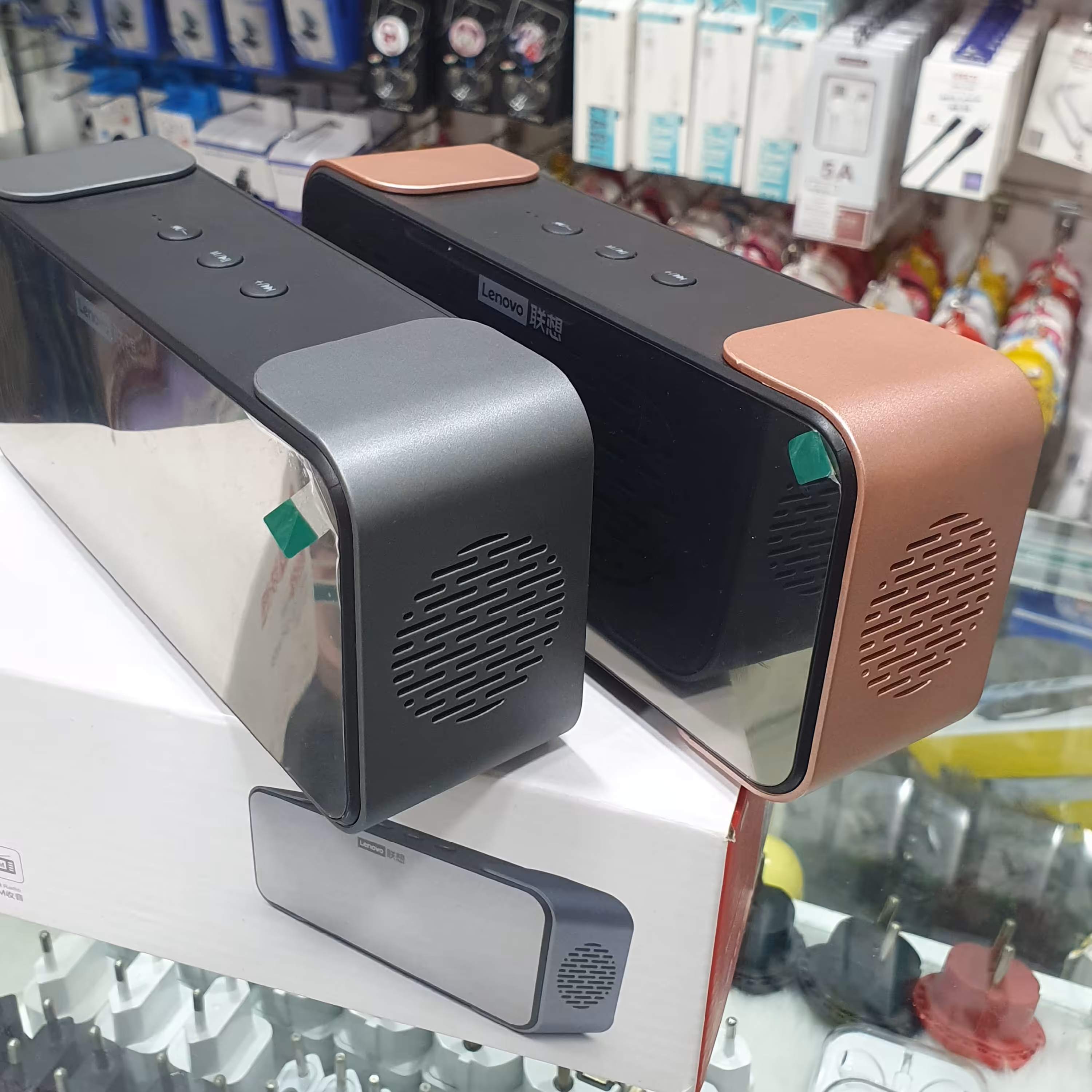 اسپیکر بلوتوثی Lenovo