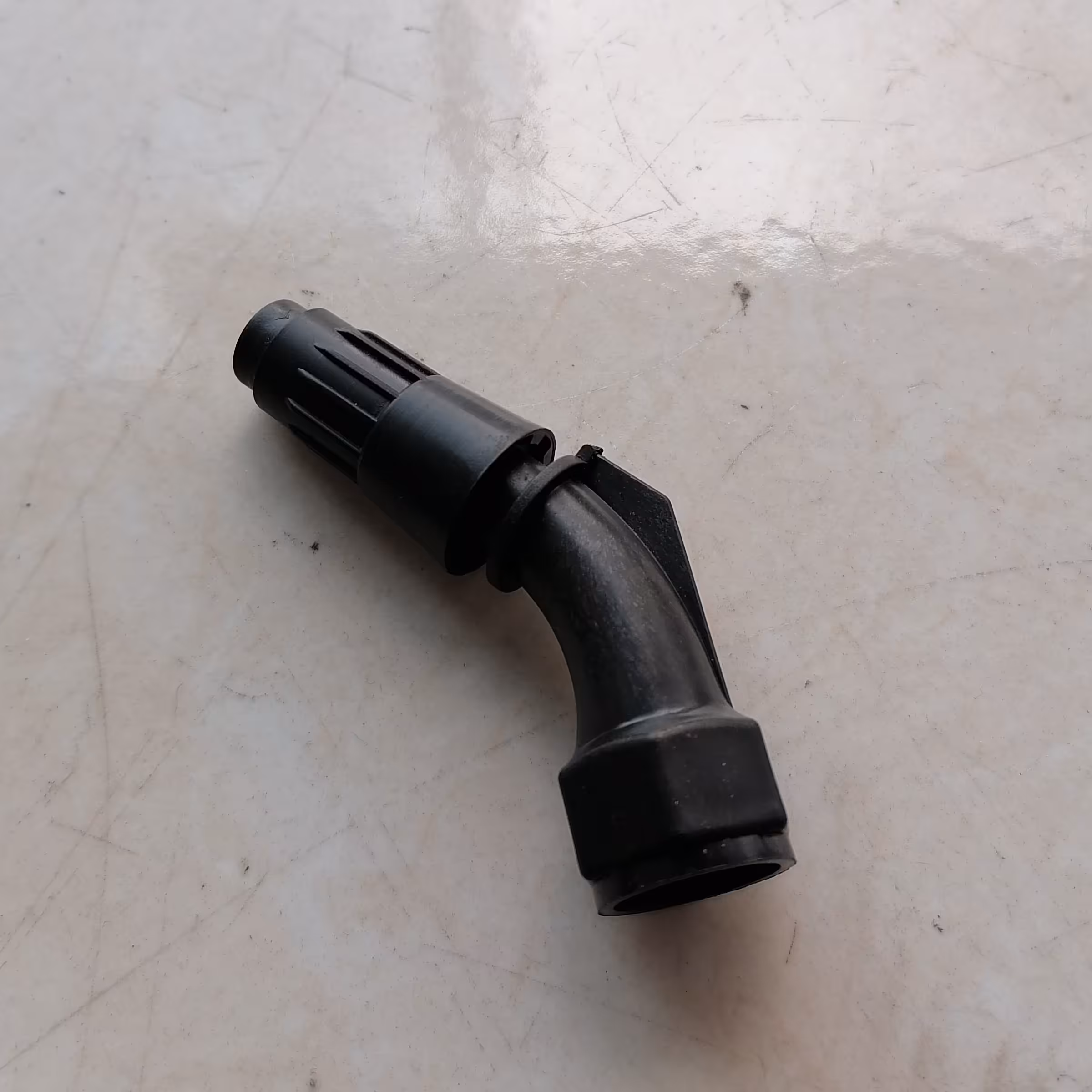 نازل سمپاش 20 لیتری رزه داخل (پس کرایه)