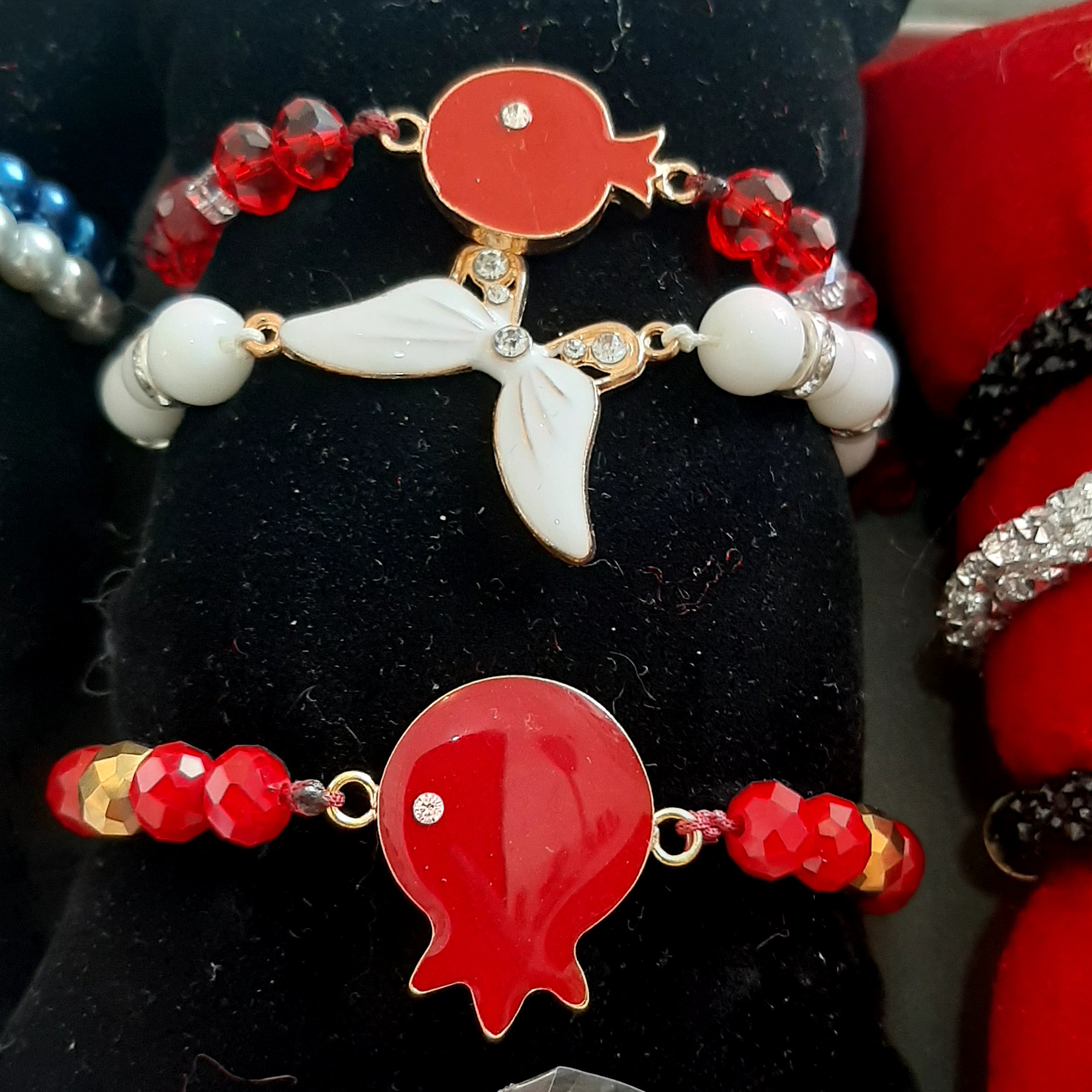 دستبندهای یلدایی