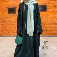 عبای زمرد عبای مغزی دوزی کرپ الیزه فری سایز 