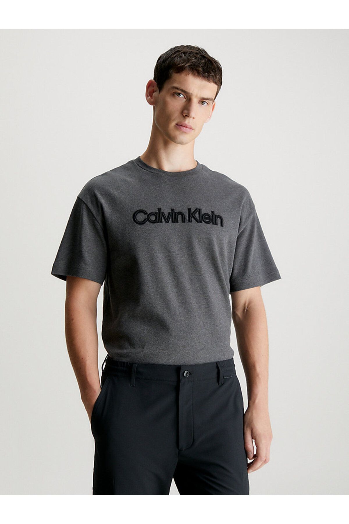 تی شرت خاکستری مردانه آرم گلدوزی شده نر بزرگ Calvin Klein