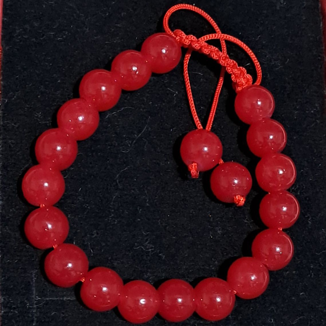 دستبند قرمز  ،  بافت کشویی