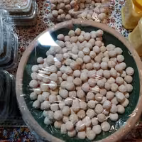 کشک محلی مالورد(کشک گاوی 500 گرمی) تازه و خوشمزه بدون مواد افزودی وسرشاراز کلسیم(خشک نیست) 