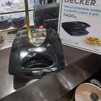 ساندویچ ساز بلک اند دکر مدل TS4080