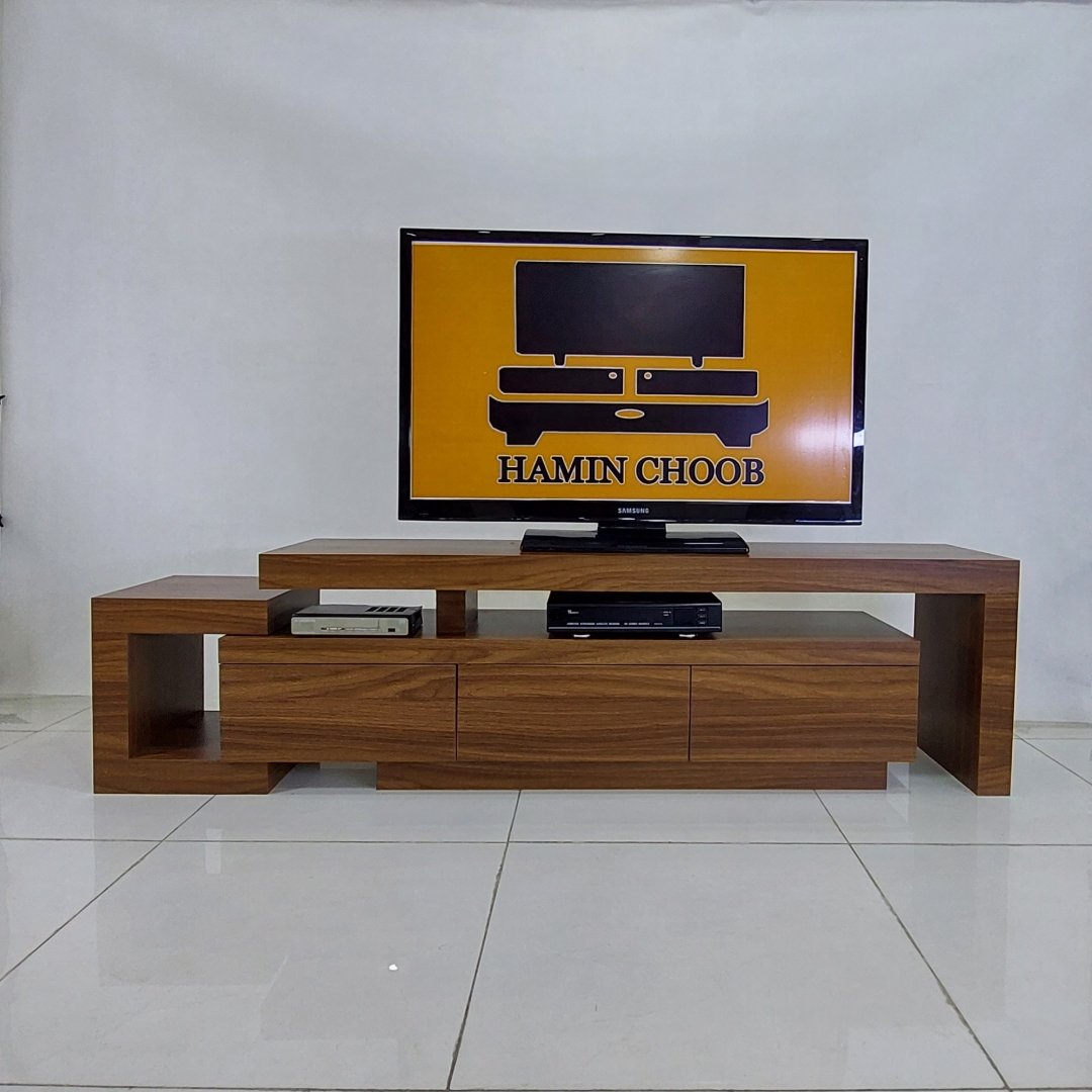 میزتلوزیون ترکیبی ملامینه و ام دی اف طول 150 سانتی متر ارسال با باربری پس کرایه هزینه ارسال به عهده مشتری