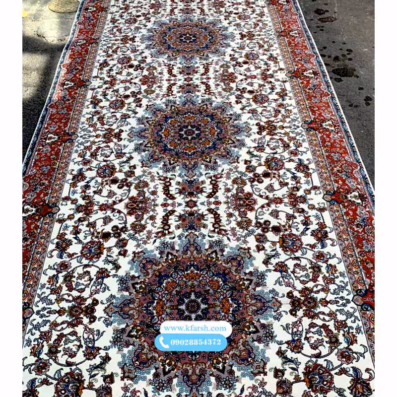 فرش کناره 700 شانه ترنج دار کرم