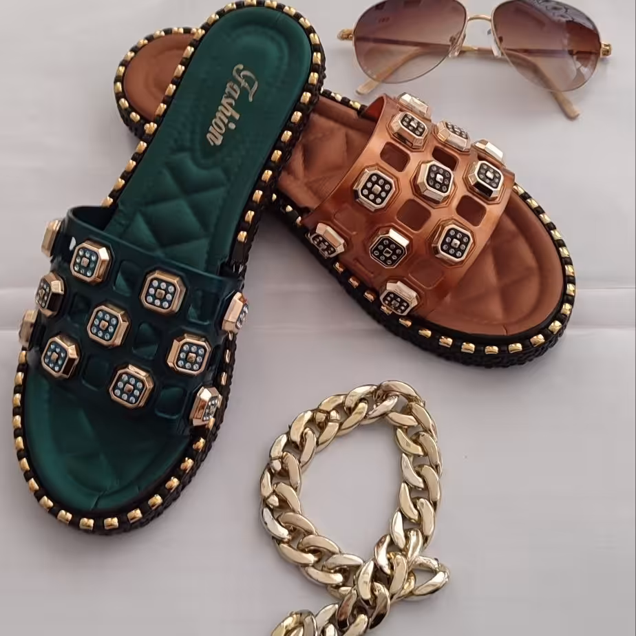 دمپایی زمرد