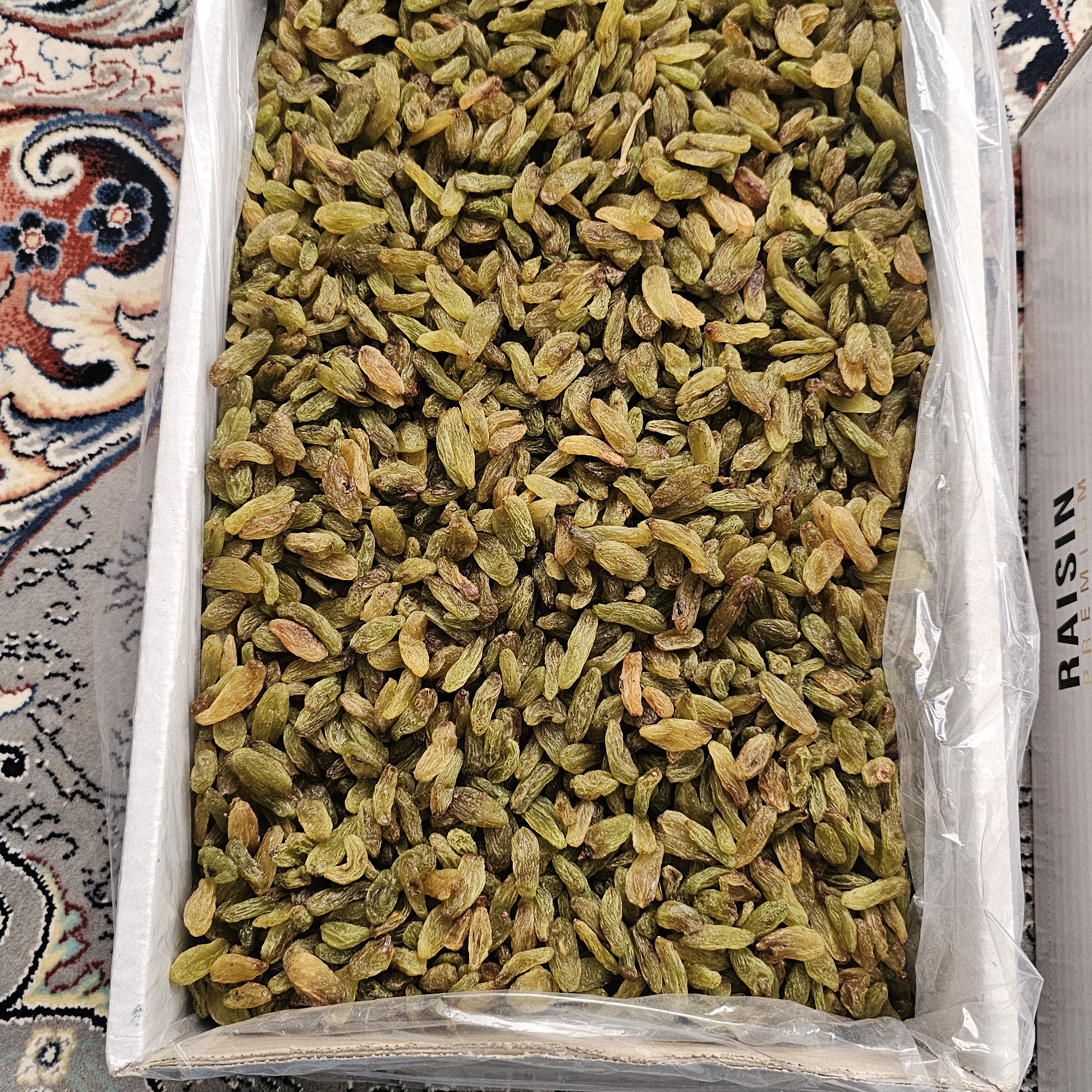 کشمش سبز قلمی محصول 1403 کارتن 5کیلویی 679 تومان مستقیم از کشاورز