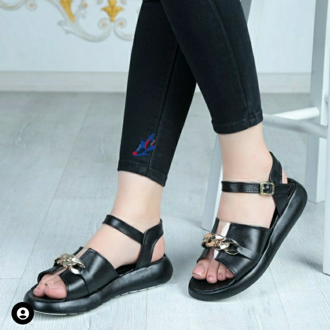 کفش صندل زنانه مدل طلقی زنجیره ای