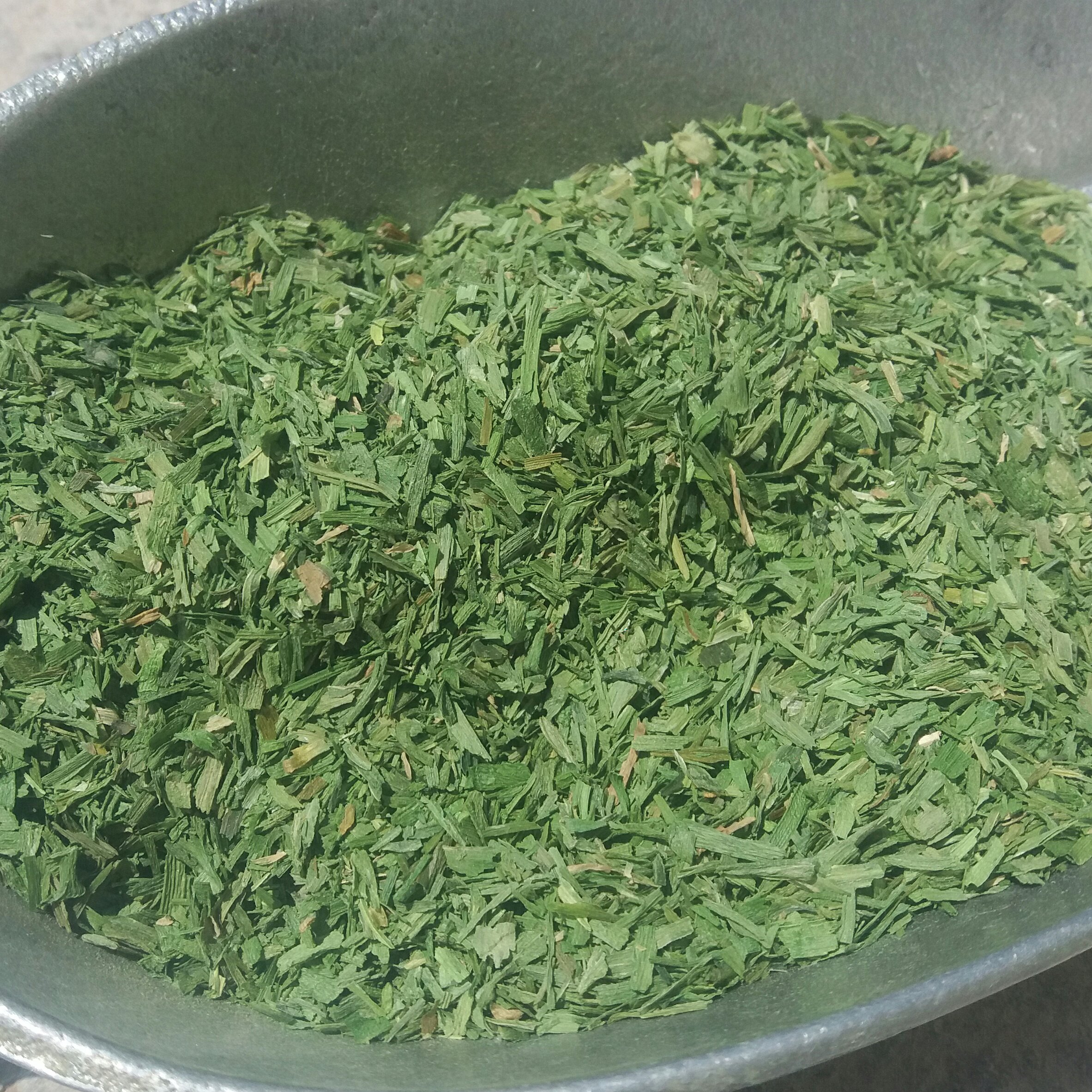 تره خشک 400گرمی فردوس ناب