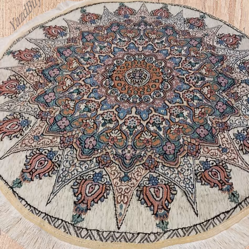 روفرشی مخمل زرکدار گرد (1 متری) طرح خورشیدی رنگ کرم
