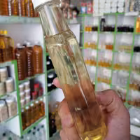 روغن کرچک 250 سی سی ریما تهیه شده به روش پرس سرد مناسب برای مژه ناخن و مشکلات گوارشی کاملا خوراکی
